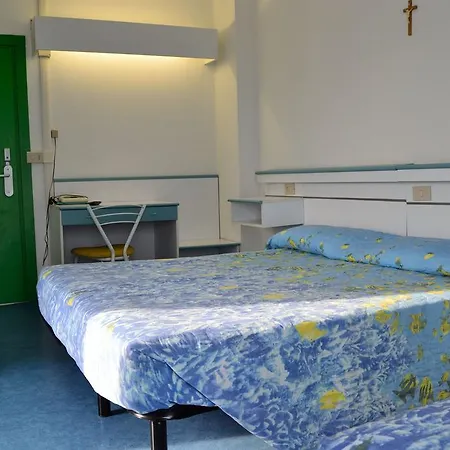 Hotell Playa E Mare Nostrum